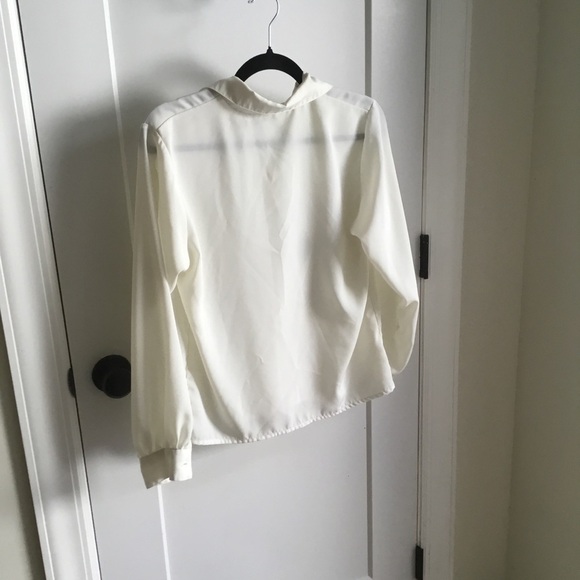 Yves St. Clair Ivory Button-Down Shirt - Picture 3 of 3